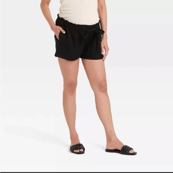 Isabel Maternity By Ingrid & Isabel (Tie Front Pull On Shorts) Size XL - Picture 1 of 9